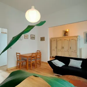 https://mooie-condo-in-antwerpen.brusselshotelsbook.com