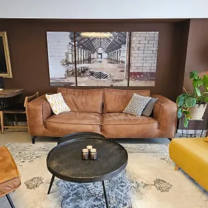 https://you-me-and-the-sea.bruges-hotels.info